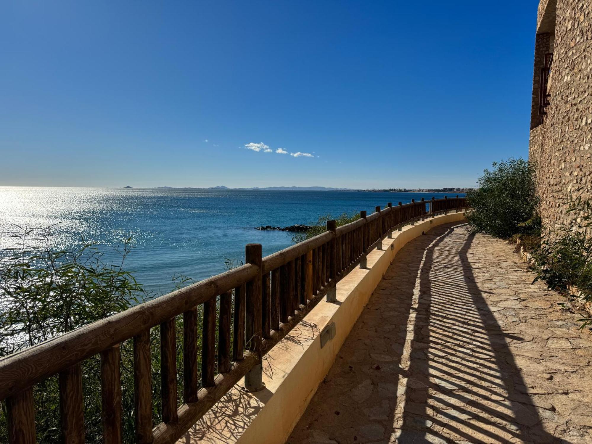 הוילה אוריהואלה Contemporary House In Cabo Roig מראה חיצוני תמונה