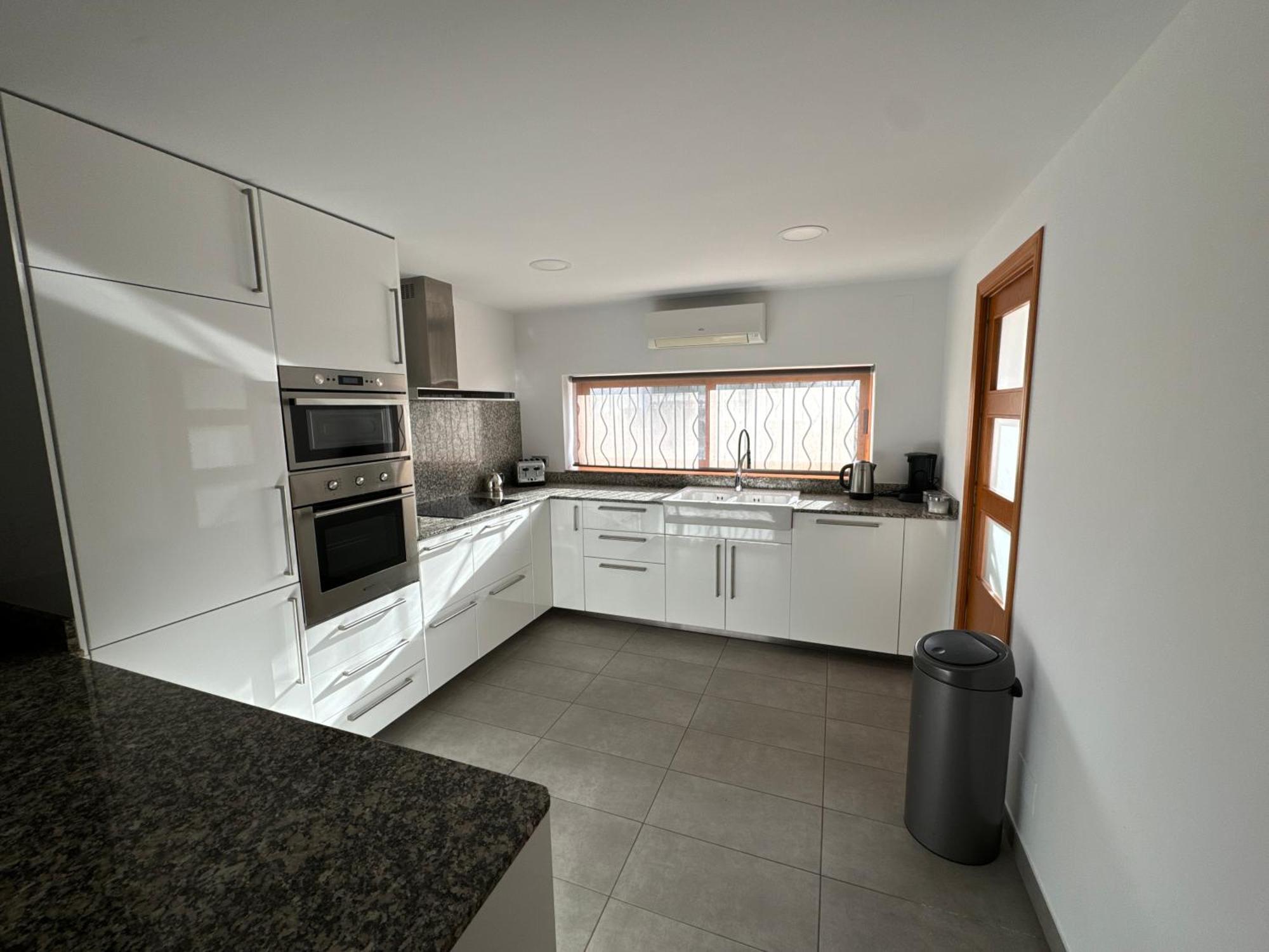 הוילה אוריהואלה Contemporary House In Cabo Roig מראה חיצוני תמונה